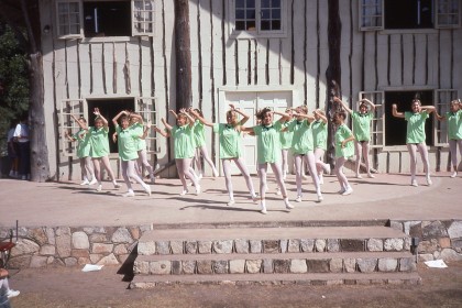1990-382